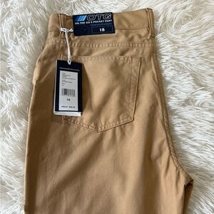 NWT Vineyard Vines on-the-go 5 pocket pants